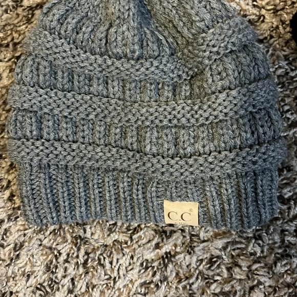 Winter hat trio. - Picture 2 of 5